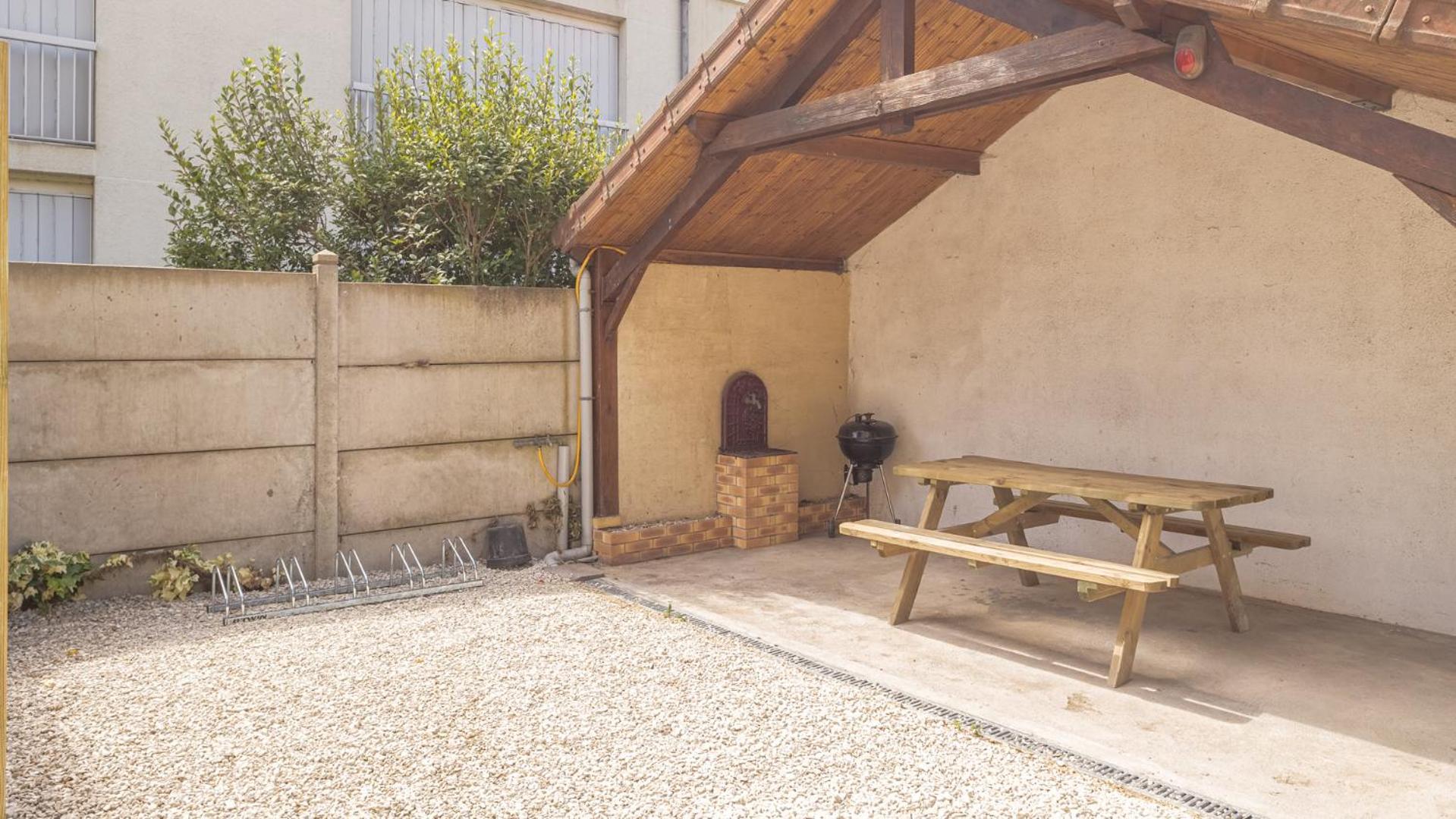 Bonappart 2 - Charme Napoleonien & Confort Troyes Luaran gambar